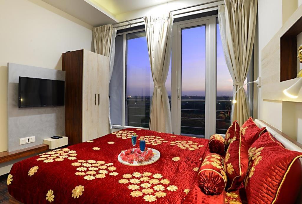 Comfort Inn Donil Vadodara Exterior photo