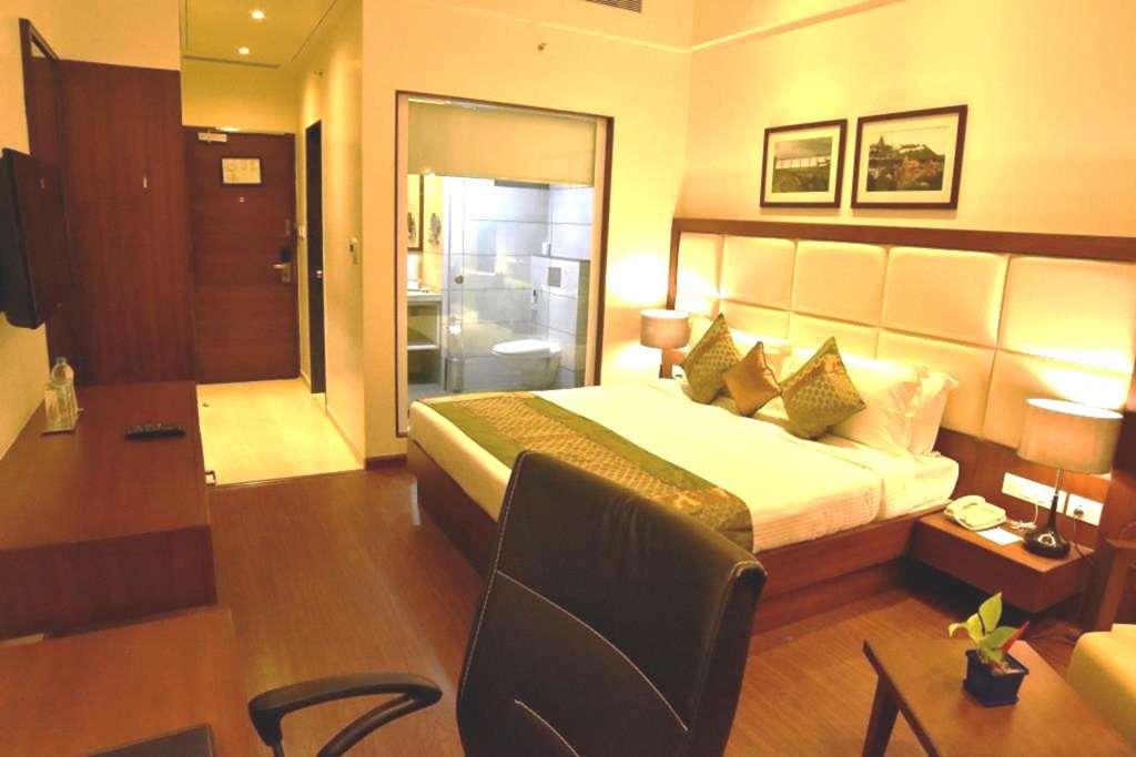 Comfort Inn Donil Vadodara Room photo