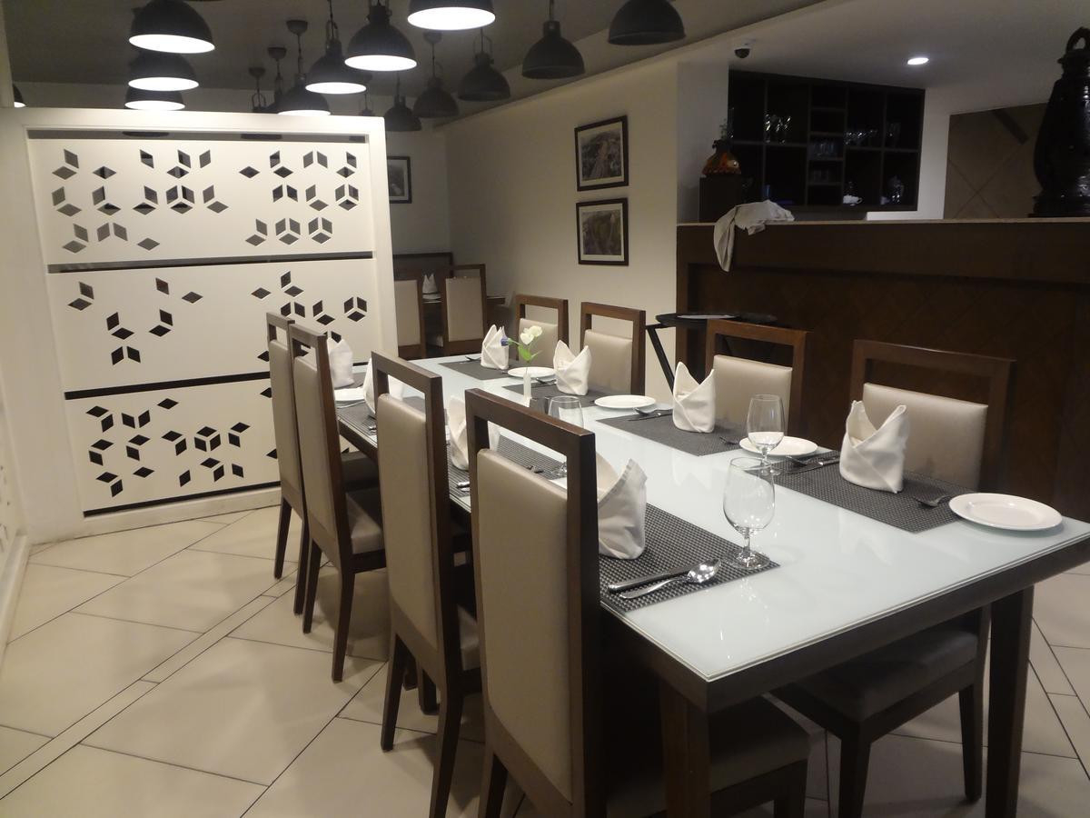Comfort Inn Donil Vadodara Exterior photo